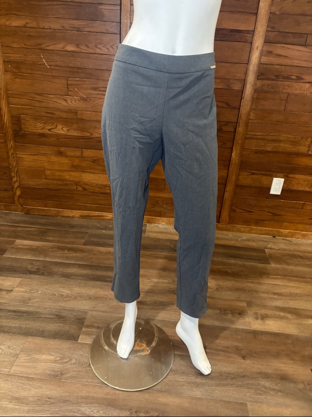 Ellen Tracy Slate Gray Pull-On Cropped Trousers